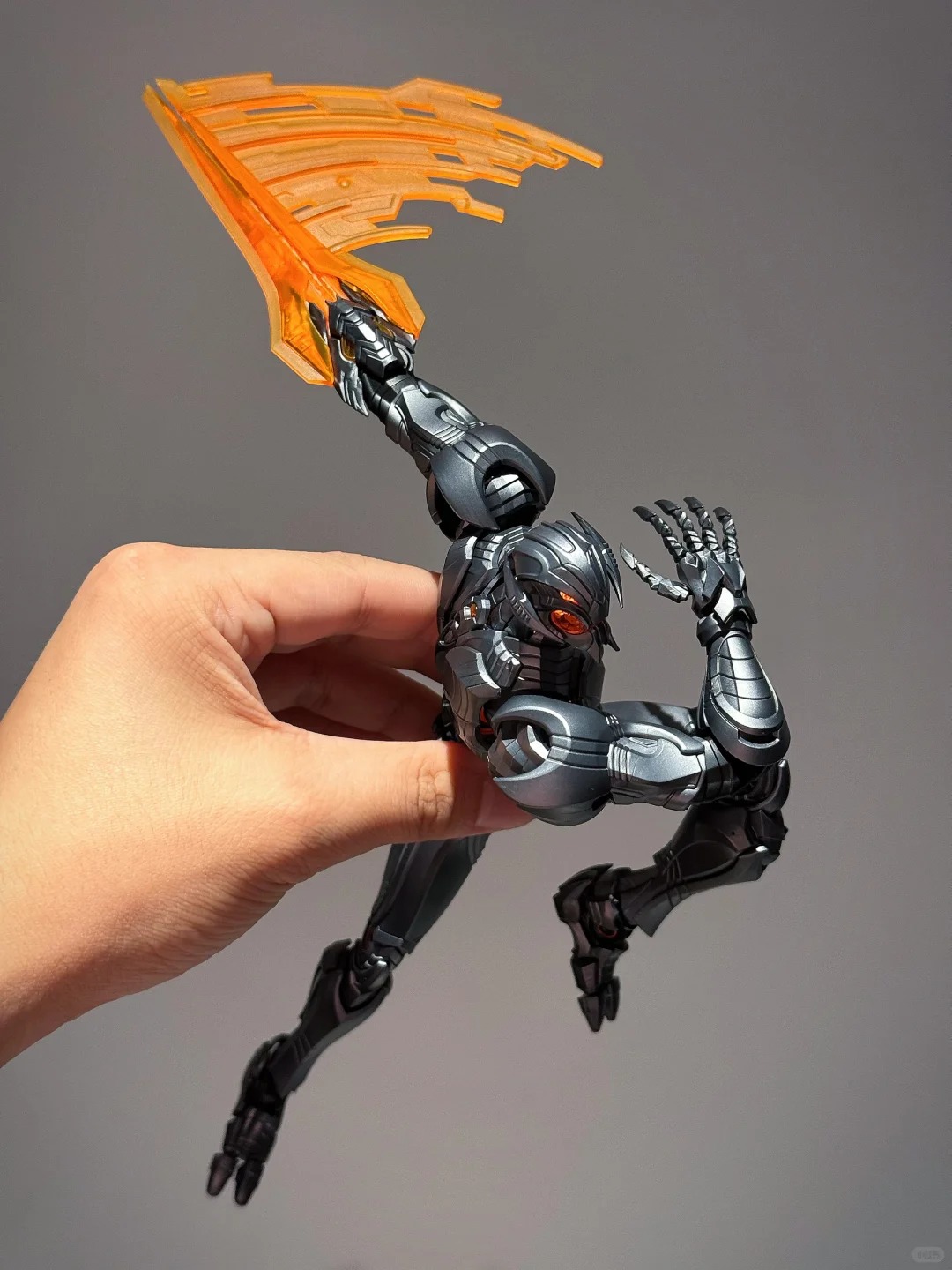 In Stock Blokees Ultron Marvel - Model Kit Ultron ulasan dan harga