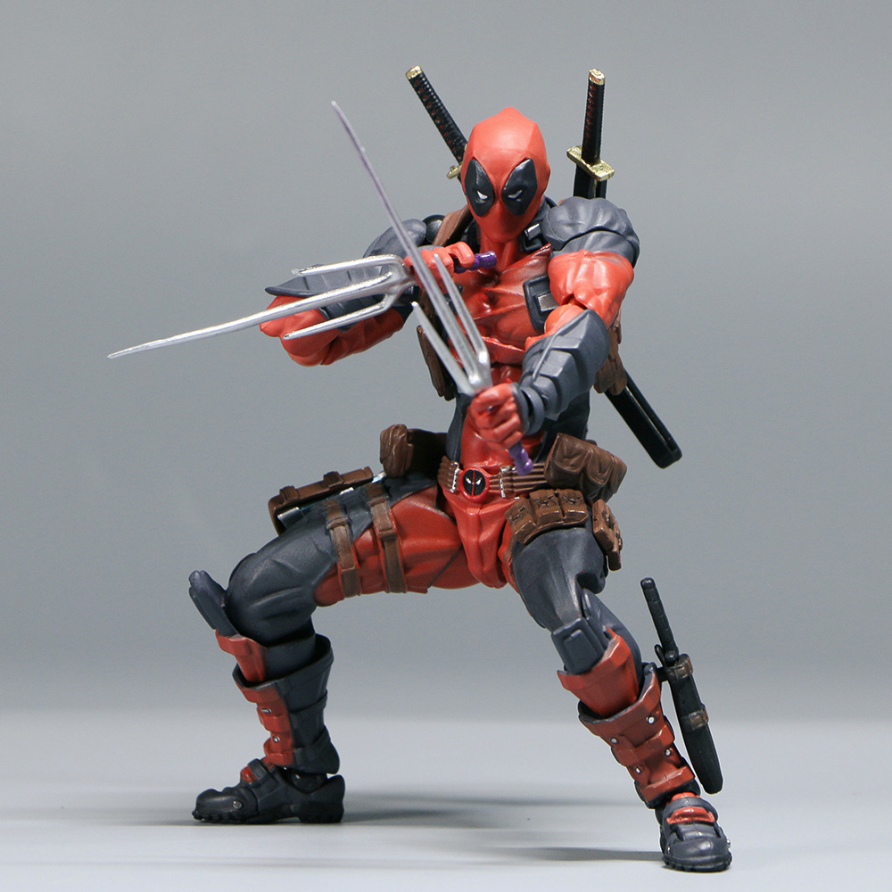 Amazing Yamaguchi Deadpool 2.0 - Model Kit Deadpool ulasan dan harga